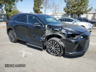 2024 Lexus RX 350 z VIN 2T2BAMBAXRC024971, wystawiony jako Copart lot #61407845 z przebiegiem 30 664 mil mil oraz Szkoda całkowita • Salvage title. Historia ofert i sprzedaży dostępna na DreamBid. Obrazek 4.