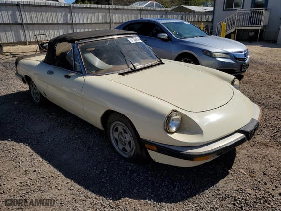1983 Alfa Romeo Alfa Romeo Veloce with VIN ZARBA5419D1016371, listed as a Copart auction lot 71136854 with 78,432 mi miles and Salvage Title. Bid and sale history available at carsss.com. Image 4.