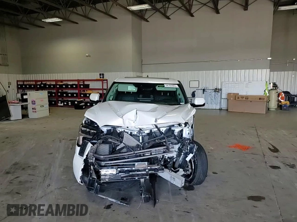 2024 Toyota Tundra Limited z VIN 5TFJA5DB0RX234749, wystawiony jako Copart lot #56183955 z przebiegiem 16 680 mil mil oraz Szkoda całkowita • Salvage title. Historia ofert i sprzedaży dostępna na DreamBid. Obrazek 14.