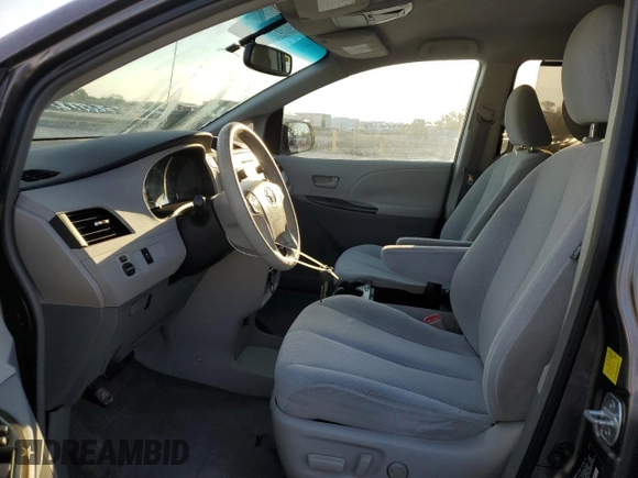 2011 Toyota Sienna LE with VIN 5TDJK3DC8BS005712, listed as a Copart auction lot 50637855 with 89,704 mi miles and Salvage Title. Bid and sale history available at carsss.com. Image 7.