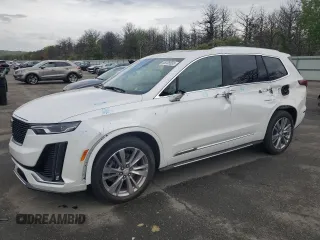 2023 Cadillac XT6 AWD Premium Luxury z VIN 1GYKPDRS8PZ205145, wystawiony jako Copart lot #56008555 z przebiegiem 10 943 mil mil oraz Szkoda całkowita • Salvage title. Historia ofert i sprzedaży dostępna na DreamBid. Obrazek 1.