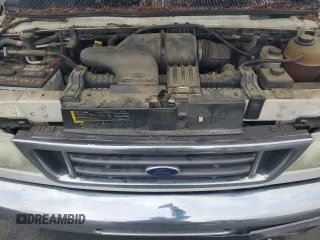 2003 Ford Econoline Passenger XL z VIN 1FBSS31S23HA52924, wystawiony jako Copart lot #77257404 z przebiegiem 170 077 mil mil oraz Nie do naprawy • Non repairable. Historia ofert i sprzedaży dostępna na DreamBid. Obrazek 12.