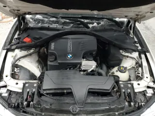 2015 BMW 4 Series 428i xDrive с VIN WBA3N5C5XFK198616, выставлен на аукционе Copart как лот 46233195 с пробегом 78 658 миль миль и Списание • Salvage title. История ставок и продаж доступна на DreamBid. Изображение 11.