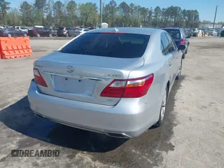 2010 Lexus LS 460 z VIN JTHCL5EFXA5006440, wystawiony jako IAAI lot #41988811 z przebiegiem 162 599 mil mil oraz . Historia ofert i sprzedaży dostępna na DreamBid. Obrazek 4.