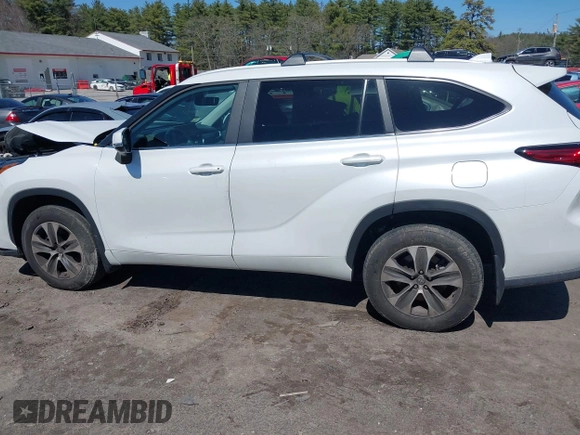 2023 Toyota Highlander L with VIN 5TDKDRBHXPS044812, listed as a IAAI auction lot 42026730 with 27,591 mi miles and . Bid and sale history available at DreamBid. Image 14.