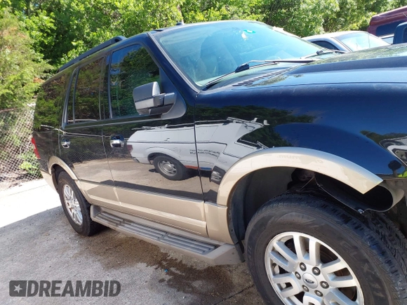 2013 Ford Expedition XLT with VIN 1FMJU1H52DEF31591, listed as a IAAI auction lot 42243398 with 195,385 mi miles and . Bid and sale history available at DreamBid. Image 13.