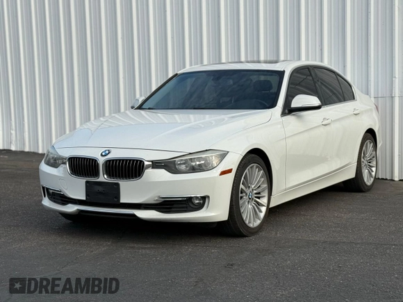 2013 BMW 3 Series 328i with VIN WBA3C1C59DF437433, listed as a Copart auction lot 65803415 with 103,062 mi miles and Clean title. Bid and sale history available at DreamBid. Image 2.