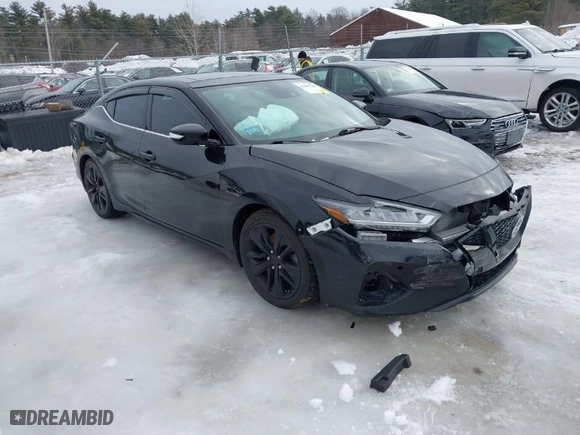 2020 Nissan Maxima SL with VIN 1N4AA6DV3LC375884, listed as a IAAI auction lot 41608588 with 60,531 mi miles. Bid and sale history available at carsss.com. Image 1.