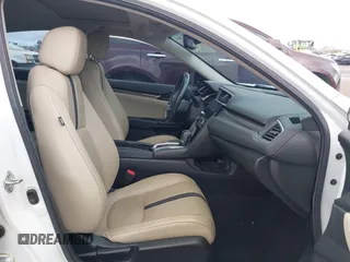 2019 Honda Civic EX-L z VIN 19XFC1F70KE202584, wystawiony jako IAAI lot #41727976 z przebiegiem 67 891 mil mil oraz . Historia ofert i sprzedaży dostępna na DreamBid. Obrazek 5.