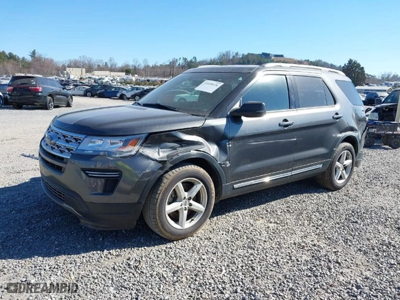 2019 Ford Explorer XLT with VIN 1FM5K7D89KGA32556, listed as a IAAI auction lot 41699226 with 69,938 mi miles. Bid and sale history available at carsss.com. Image 2.