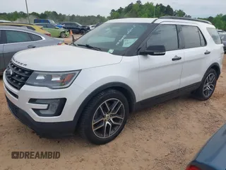 2016 Ford Explorer Sport with VIN 1FM5K8GT1GGB31627, listed as a IAAI auction lot 42076858 with 114,505 mi miles and . Bid and sale history available at carsss.com. Image 17.