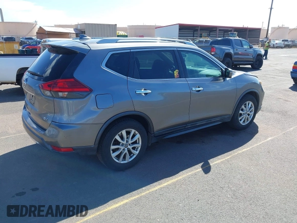 2017 Nissan Rogue S with VIN 5N1AT2MT0HC772192, listed as a IAAI auction lot 41762454 with 76,779 mi miles. Bid and sale history available at carsss.com. Image 4.