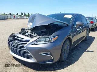 2018 Lexus ES with VIN 58ABK1GG1JU093377, listed as a IAAI auction lot 41980562 with 94,484 mi miles. Bid and sale history available at carsss.com. Image 20.