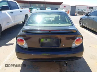 2003 Nissan Maxima SE z VIN JN1DA31D33T512777, wystawiony jako IAAI lot #42005942 z przebiegiem 205 745 mil mil oraz . Historia ofert i sprzedaży dostępna na DreamBid. Obrazek 16.