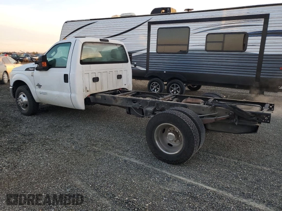 2013 Ford F-350 with VIN 1FDRF3GT6DEB28819, listed as a Copart auction lot 42031345 with 174,419 mi miles and Clean title. Bid and sale history available at DreamBid. Image 2.