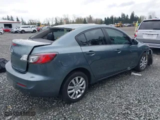 2012 Mazda Mazda3 i Sport with VIN JM1BL1UF5C1528944, listed as a IAAI auction lot 41935087 with 115,983 mi miles. Bid and sale history available at carsss.com. Image 4.