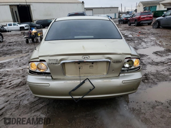 2003 Hyundai Sonata with VIN KMHWF25S03A806154, listed as a Copart auction lot 42791435 with 194,357 mi miles and Salvage Title. Bid and sale history available at carsss.com. Image 6.