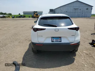 2021 Mazda CX-30 Preferred with VIN 3MVDMACLXMM215839, listed as a Copart auction lot 60664625 with 27,177 mi miles and Non repairable. Bid and sale history available at DreamBid. Image 6.
