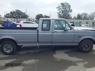 1995 Ford F-150 with VIN 1FTEX15N2SKB76633, listed as a IAAI auction lot 42372554 with 219,161 mi miles and . Bid and sale history available at DreamBid. Image 13.