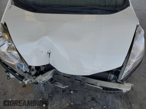 2011 Honda Fit Sport z VIN JHMGE8H52BS010355, wystawiony jako Copart lot #52747415 z przebiegiem 171 552 mil mil oraz Szkoda całkowita • Salvage title. Historia ofert i sprzedaży dostępna na DreamBid. Obrazek 12.