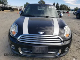 2011 MINI Convertible с VIN WMWZN3C50BT265016, выставлен на аукционе Copart как лот 65074435 с пробегом 77 923 миль миль и Списание • Salvage title. История ставок и продаж доступна на DreamBid. Изображение 5.
