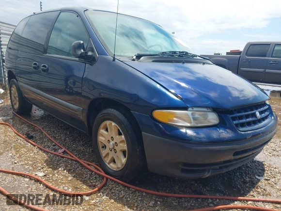 2000 Plymouth Voyager z VIN 2P4GP45R3YR635266, wystawiony jako IAAI lot #42220969 z przebiegiem 218 873 mil mil oraz . Historia ofert i sprzedaży dostępna na DreamBid. Obrazek 1.