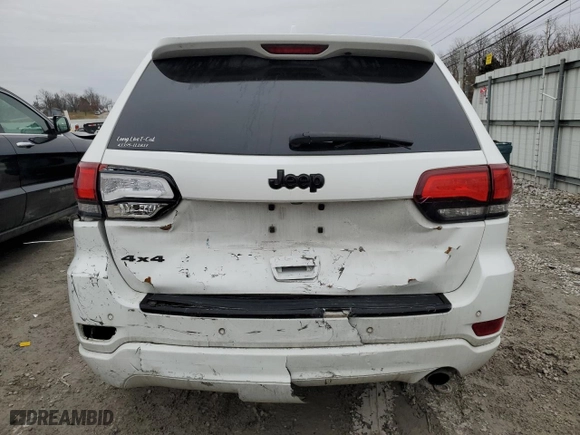 2018 Jeep Grand Cherokee Laredo E with VIN 1C4RJFAG5JC367110, listed as a Copart auction lot 43353555 with 104,012 mi miles and Salvage Title. Bid and sale history available at carsss.com. Image 6.