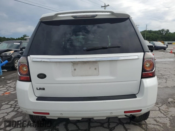 2013 Land Rover LR2 z VIN SALFR2BG4DH372348, wystawiony jako Copart lot #59902505 z przebiegiem Nie podano mil oraz Szkoda całkowita • Salvage title. Historia ofert i sprzedaży dostępna na DreamBid. Obrazek 6.