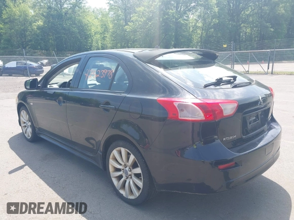 2010 Mitsubishi Lancer GTS z VIN JA32X8HWXAU002021, wystawiony jako IAAI lot #42523978 z przebiegiem 165 635 mil mil oraz . Historia ofert i sprzedaży dostępna na DreamBid. Obrazek 3.