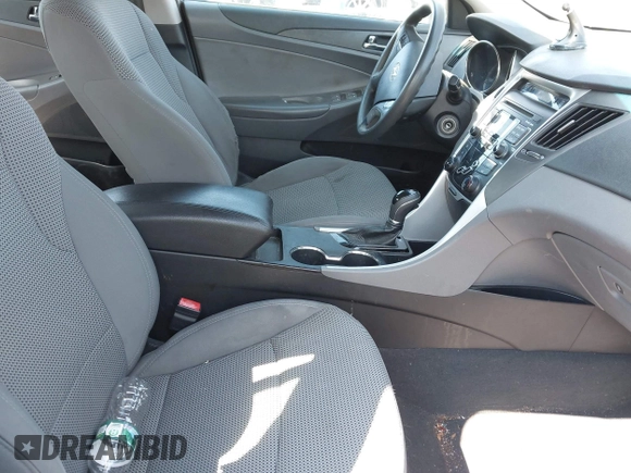 2011 Hyundai Sonata GLS with VIN 5NPEB4AC6BH238215, listed as a IAAI auction lot 41918983 with Not Provided miles and . Bid and sale history available at carsss.com. Image 5.