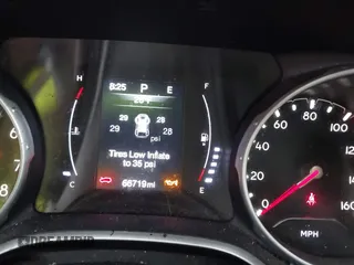 2019 Jeep Compass Sport z VIN 3C4NJCABXKT802534, wystawiony jako IAAI lot #41128295 z przebiegiem 66 719 mil mil oraz . Historia ofert i sprzedaży dostępna na DreamBid. Obrazek 15.