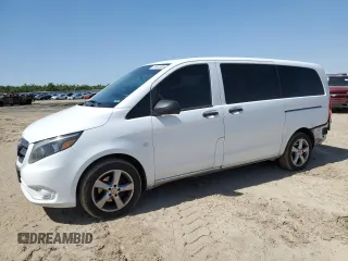 2017 Mercedes-Benz Metris Passenger with VIN WD4PG2EE1H3298469, listed as a Copart auction lot 51941285 with 275,359 mi miles and Salvage Title. Bid and sale history available at DreamBid. Image 1.