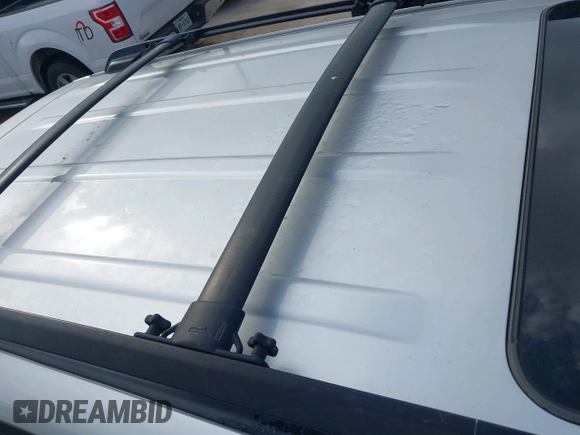 2007 Toyota RAV4 Limited with VIN JTMBK31V976013612, listed as a IAAI auction lot 42172167 with 211,684 mi miles and . Bid and sale history available at DreamBid. Image 12.