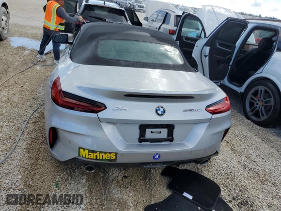 2022 BMW Z4 sDrive30i z VIN WBAHF3C06NWX82076, wystawiony jako Copart lot #75177644 z przebiegiem 2824 mil mil oraz Szkody całkowita. Historia ofert i sprzedaży dostępna na DreamBid. Obrazek 6.