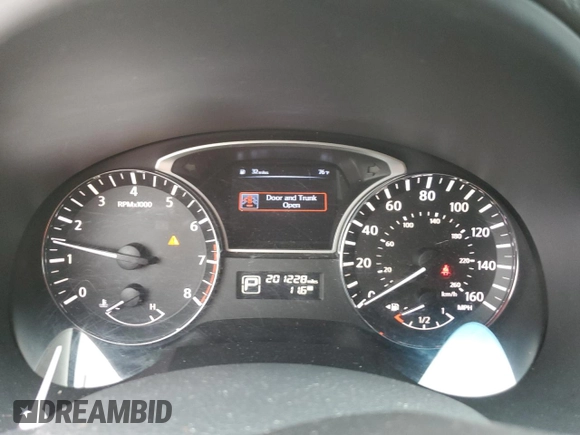 2014 Nissan Altima S with VIN 1N4AL3AP0EC323193, listed as a Copart auction lot 51502125 with 201,228 mi miles and Clean Title. Bid and sale history available at DreamBid. Image 9.