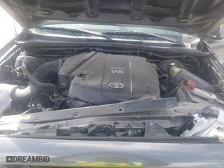 2014 Toyota Tacoma with VIN 5TFLU4EN9EX099414, listed as a IAAI auction lot 40528514 with 122,827 mi miles. Bid and sale history available at carsss.com. Image 10.