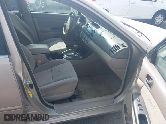 2006 Toyota Camry STD with VIN 4T1BE30K26U155059, listed as a IAAI auction lot 42158259 with 164,353 mi miles and . Bid and sale history available at carsss.com. Image 5.