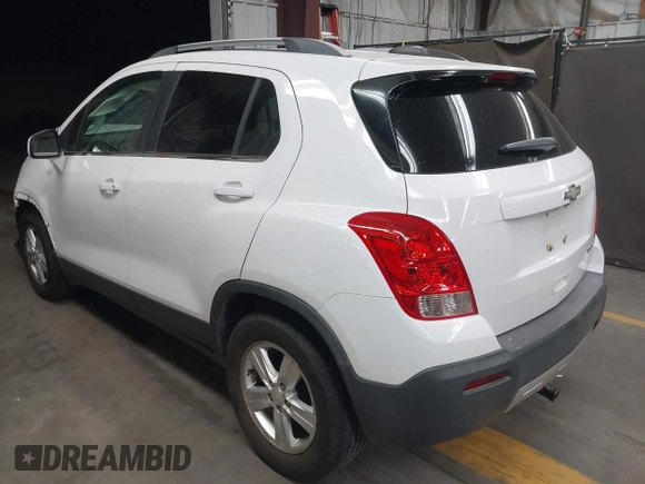 2016 Chevrolet Trax LT z VIN 3GNCJLSB8GL152879, wystawiony jako IAAI lot #42111415 z przebiegiem 85 445 mil mil oraz . Historia ofert i sprzedaży dostępna na DreamBid. Obrazek 3.