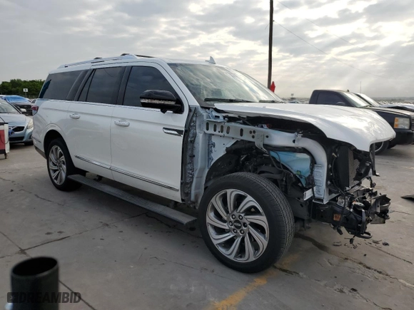 2023 Lincoln Navigator L Reserve with VIN 5LMJJ3LG2PEL12337, listed as a Copart auction lot 52335644 with 12,013 mi miles and Salvage Title. Bid and sale history available at carsss.com. Image 4.