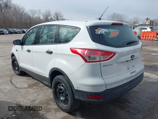 2014 Ford Escape S with VIN 1FMCU0F70EUD50939, listed as a IAAI auction lot 41729814 with 224,581 mi miles. Bid and sale history available at carsss.com. Image 3.