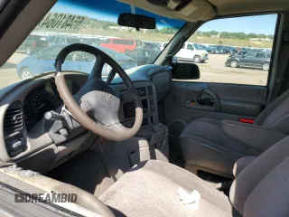 2003 Chevrolet Astro with VIN 1GNDM19X13B110017, listed as a Copart auction lot 65481064 with Not Provided miles and Clean Title. Bid and sale history available at carsss.com. Image 8.