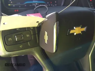 2023 Chevrolet Tahoe LT z VIN 1GNSCNKDXPR477061, wystawiony jako IAAI lot #42225743 z przebiegiem 57 077 mil mil oraz . Historia ofert i sprzedaży dostępna na DreamBid. Obrazek 11.