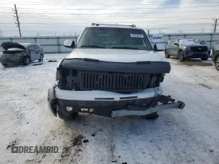 2004 Chevrolet Suburban Z71 with VIN 3GNFK16Z84G196603, listed as a Copart auction lot 45310915 with 0 mi miles and Salvage Title. Bid and sale history available at carsss.com. Image 5.