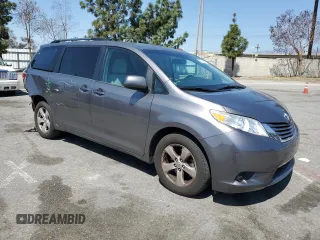 2017 Toyota Sienna LE Auto Access Seat with VIN 5TDKZ3DC0HS884552, listed as a Copart auction lot 54776825 with 59,262 mi miles and Salvage title. Bid and sale history available at DreamBid. Image 4.