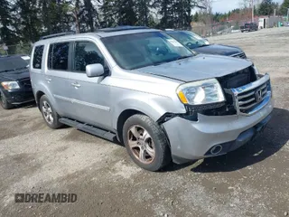 2013 Honda Pilot EX-L with VIN 5FNYF4H71DB041562, listed as a IAAI auction lot 41819184 with 136,014 mi miles and . Bid and sale history available at carsss.com. Image 1.