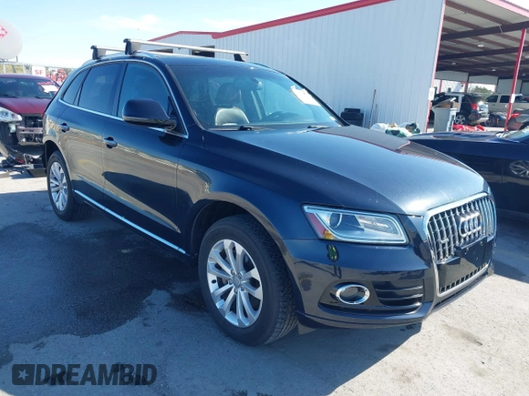 2015 Audi Q5 Premium Plus with VIN WA1LFAFP7FA119828, listed as a IAAI auction lot 41023540 with 69,087 mi miles. Bid and sale history available at carsss.com. Image 1.