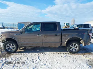 2015 Ford F-150 XLT with VIN 1FTEW1EP4FFC24409, listed as a IAAI auction lot 41306158 with 155,249 mi miles. Bid and sale history available at carsss.com. Image 15.