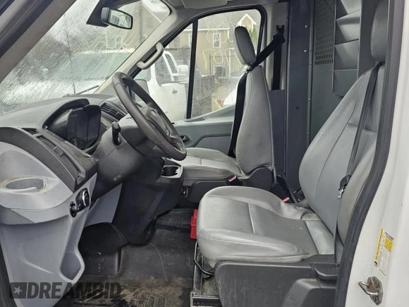 2015 Ford Transit with VIN 1FTNR2CGXFKA38171, listed as a Copart auction lot 48072105 with 93,545 mi miles and Clean Title. Bid and sale history available at DreamBid. Image 5.
