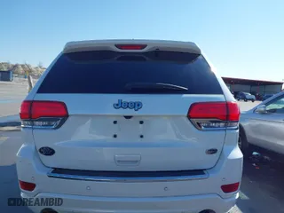 2017 Jeep Grand Cherokee Overland with VIN 1C4RJECGXHC636297, listed as a IAAI auction lot 41661922 with 111,477 mi miles. Bid and sale history available at carsss.com. Image 16.