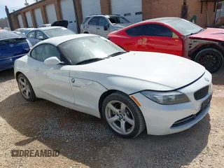 2011 BMW Z4 sDrive30i with VIN WBALM5C55BE380154, listed as a IAAI auction lot 41815724 with 118,062 mi miles. Bid and sale history available at carsss.com. Image 14.